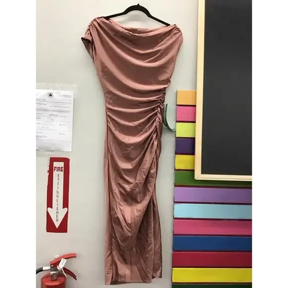 Jcpenney Dresses | Premier Amour Sleeveless Satin Sheath Midi Dress Cinched 2petite Rose Gold New | Color: Gold | Size: Xsp | Newchapters's Closet Jcpenney Dresses | Premier Amour Sleeveless Satin Sheath Midi Dress Cinched 2petite Rose Gold New | Color: Gold | Size: Xsp | Newchapters's Closet